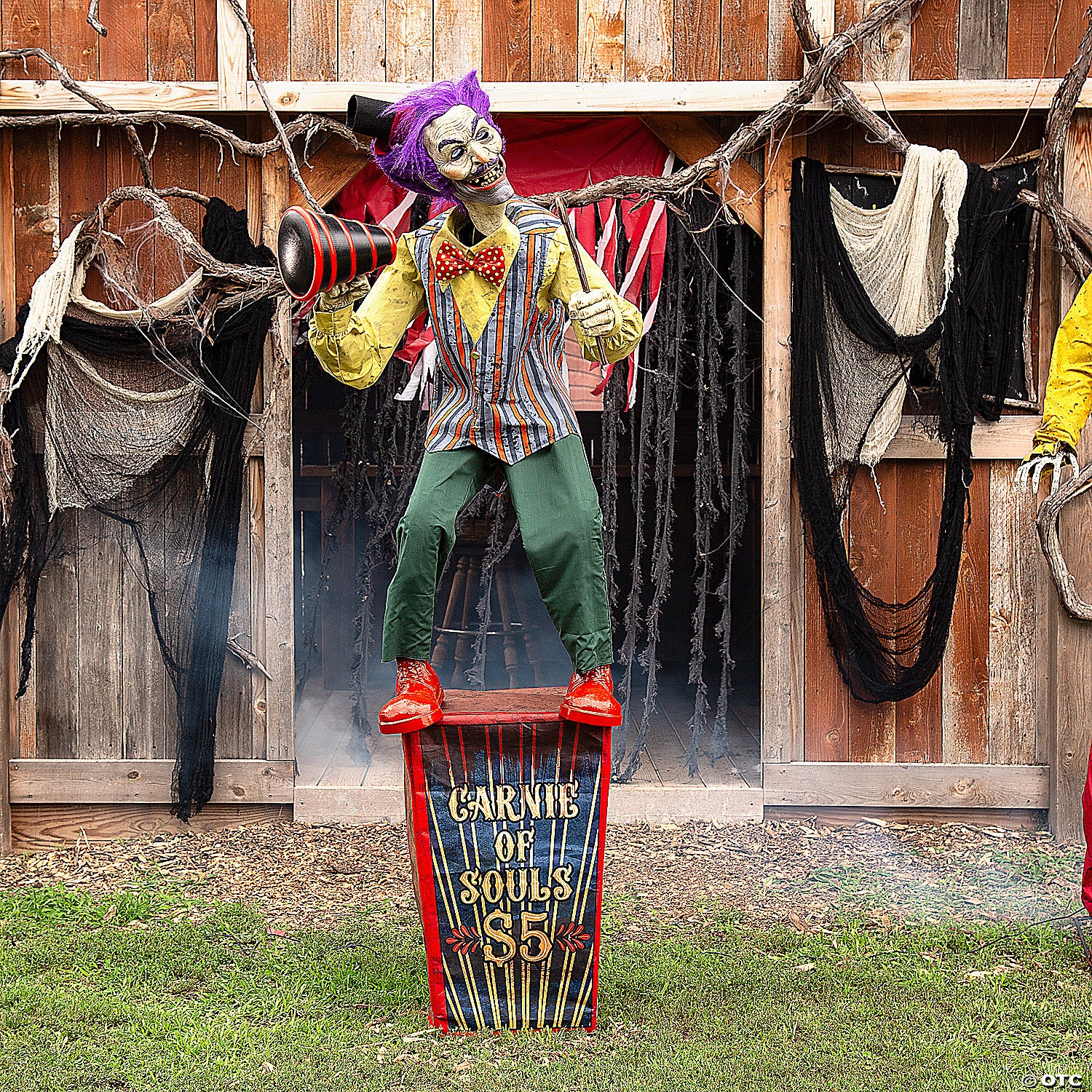 6-ft motorized fairground barker – Halloween decoration (DEMO)