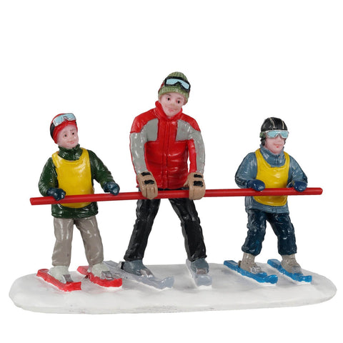 They learn to ski - Village Lemax