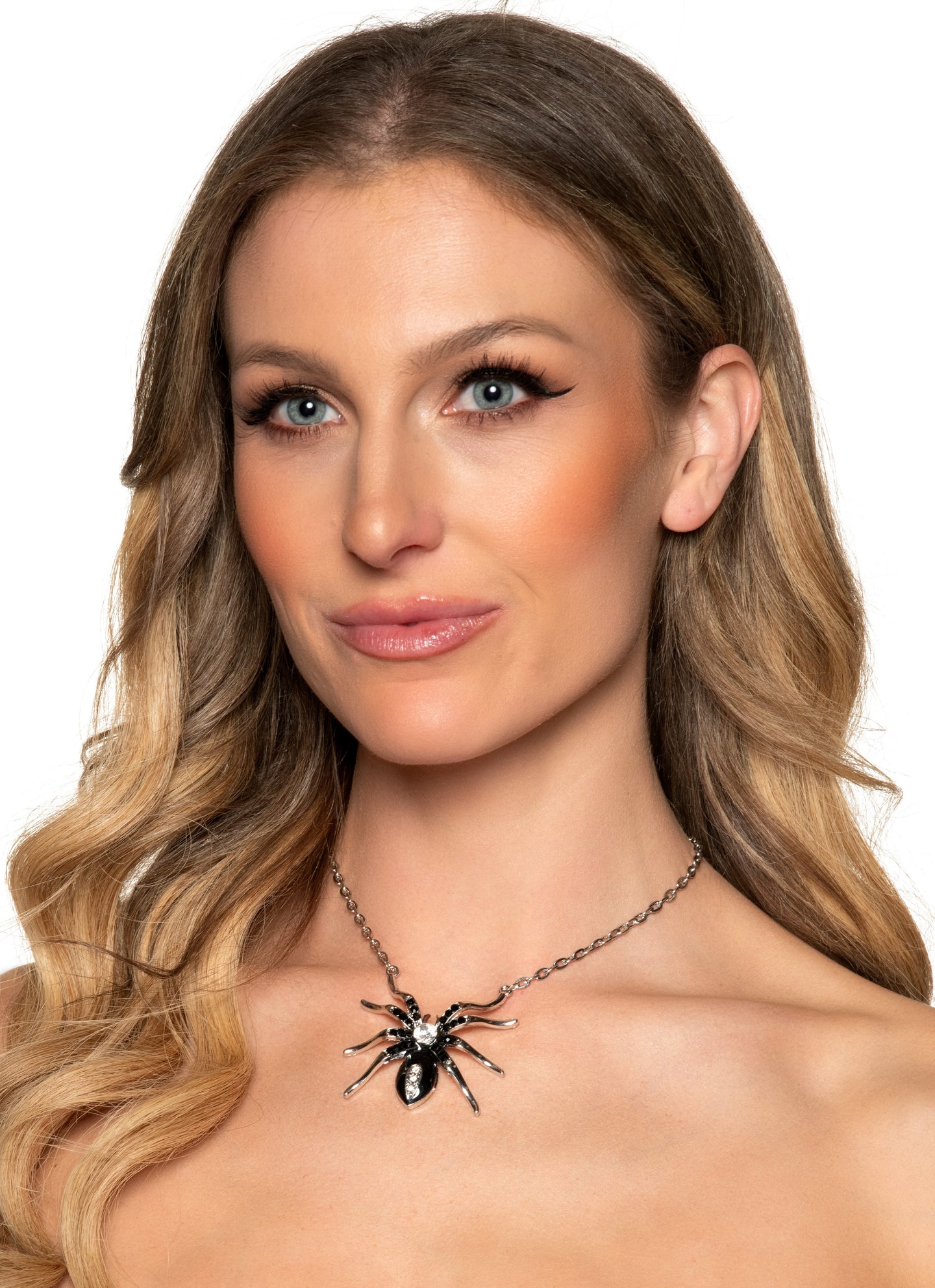 Collier araignée diamant