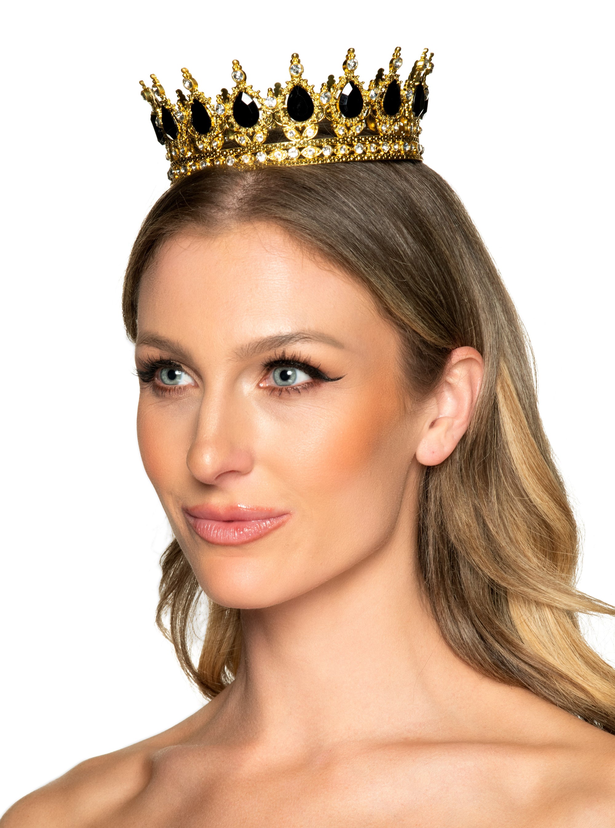 Couronne de reine dorée avec pierres noires