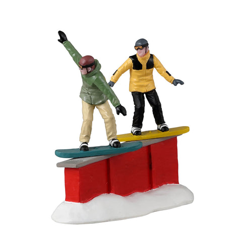 Snowboard slides - Village Lemax