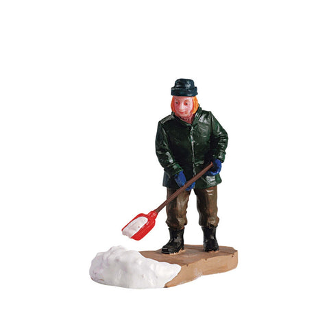 Shoveling your driveway - Lemax Village