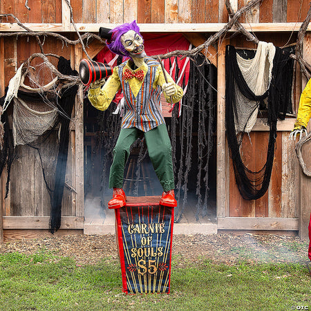 6-ft motorized fairground barker – Halloween decoration (DEMO)