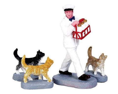 Happy milk delivery boy, set of 4 - Village Lemax