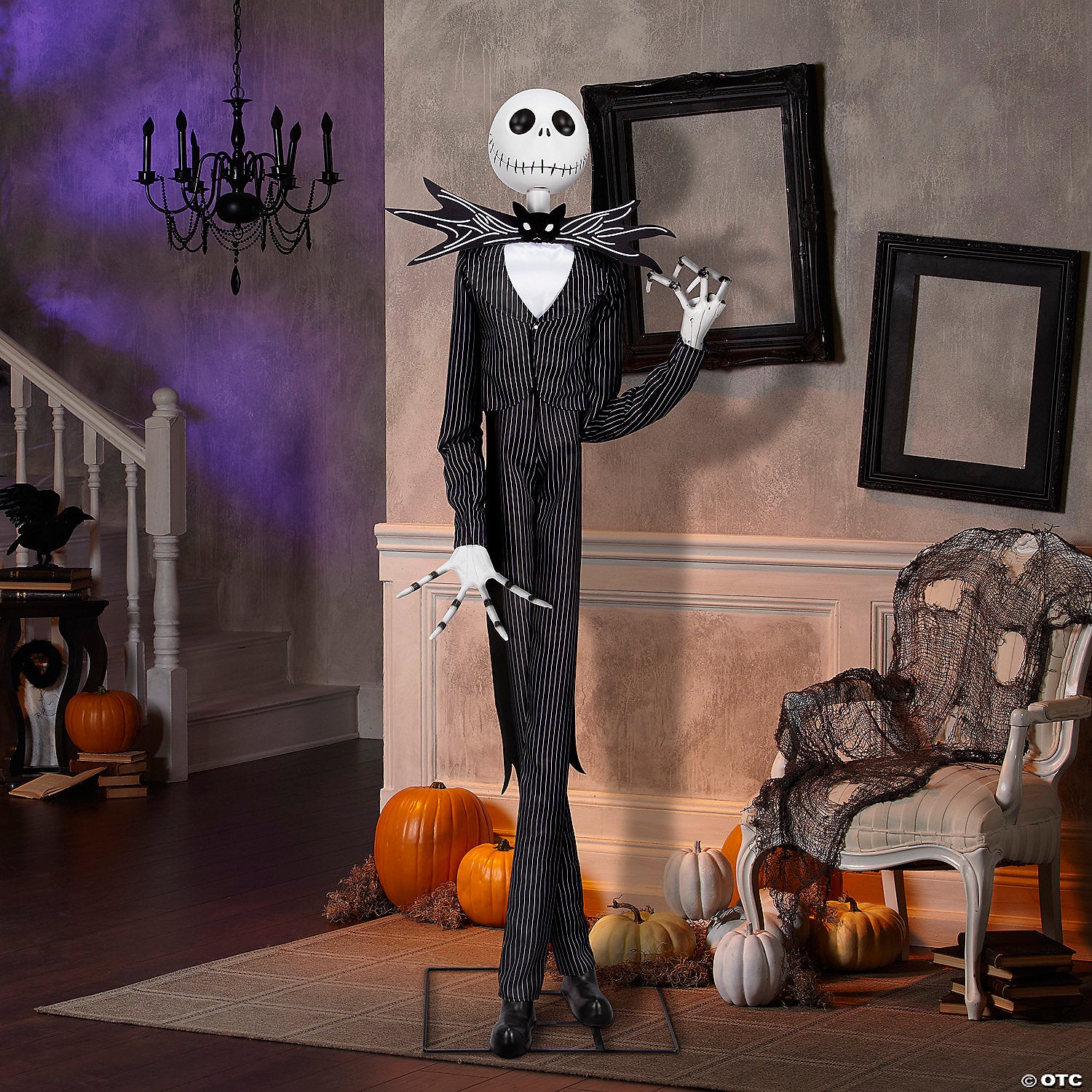 Jack Skellington animé de luxe 78 po, noir et mauve (L’Étrange Noël de monsieur Jack) – décoration d’Halloween
