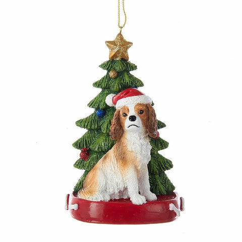 Ornement Cavalier King Charles avec Arbre 4.25"