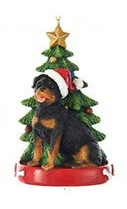 Ornement Chien Résine avec Arbre de Noël Assortiment 4.25"