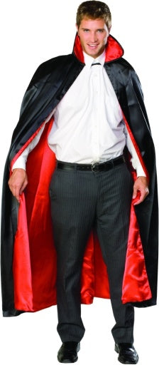 Cape longue en satin noir