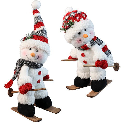 Bonhomme de neige sur ski