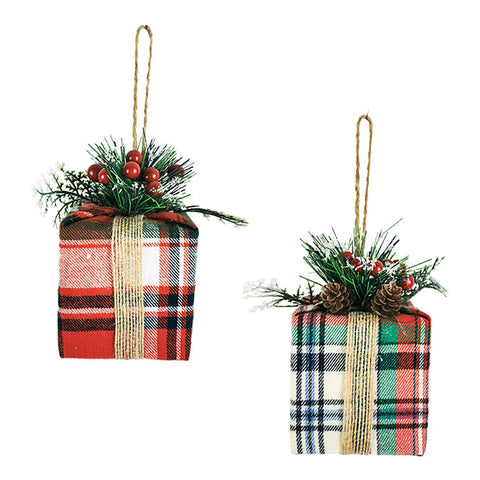 Fabric gift box, tartan design (13cm)